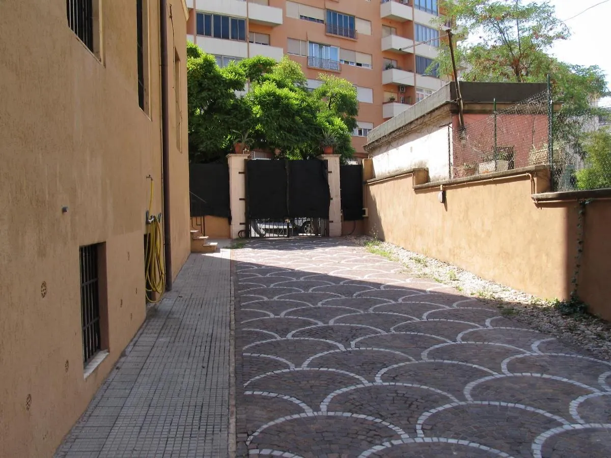 Guest house Dea Roma Inn